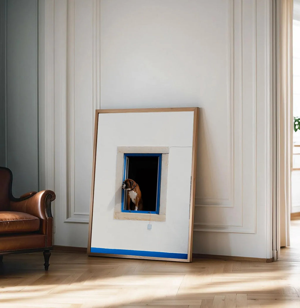 The Sentinel — Enzo Benzoni limited-edition print, framed in situ (vinyl-dancers)