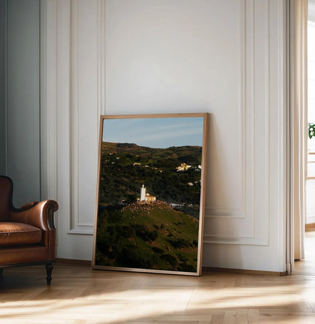 Golden Hill — Enzo Benzoni limited-edition print, framed in situ (vinyl-dancers)